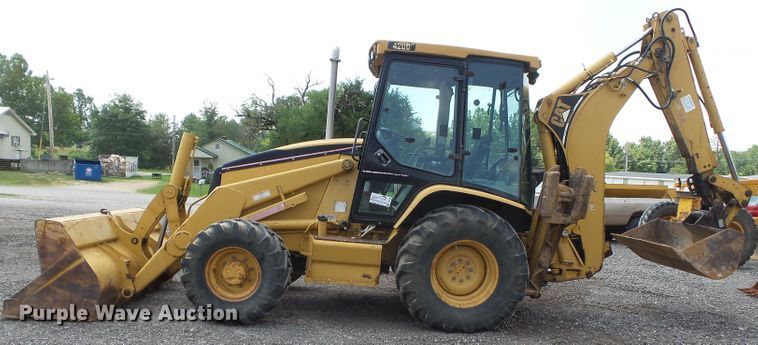image for item DE7842 2003 Caterpillar 420D backhoe