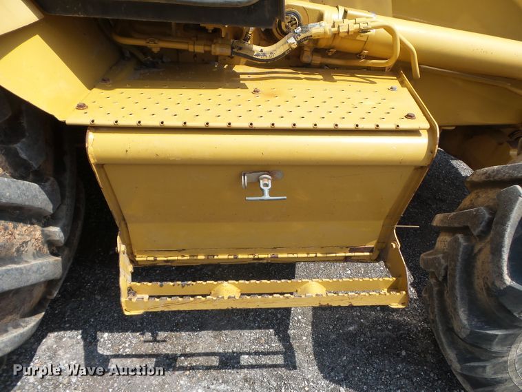 image for item DE7842 2003 Caterpillar 420D backhoe