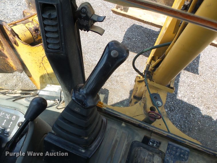 image for item DE7842 2003 Caterpillar 420D backhoe