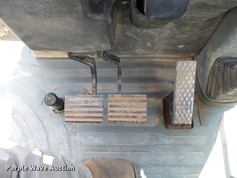 image for item DE7842 2003 Caterpillar 420D backhoe