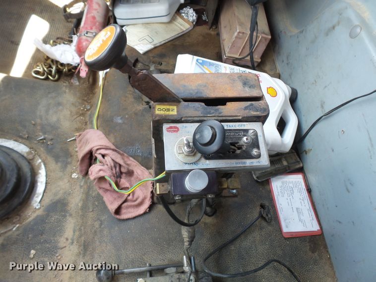 image for item DE7843 1996 Freightliner FL106 dump truck