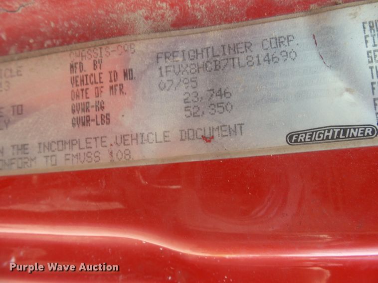 image for item DE7843 1996 Freightliner FL106 dump truck