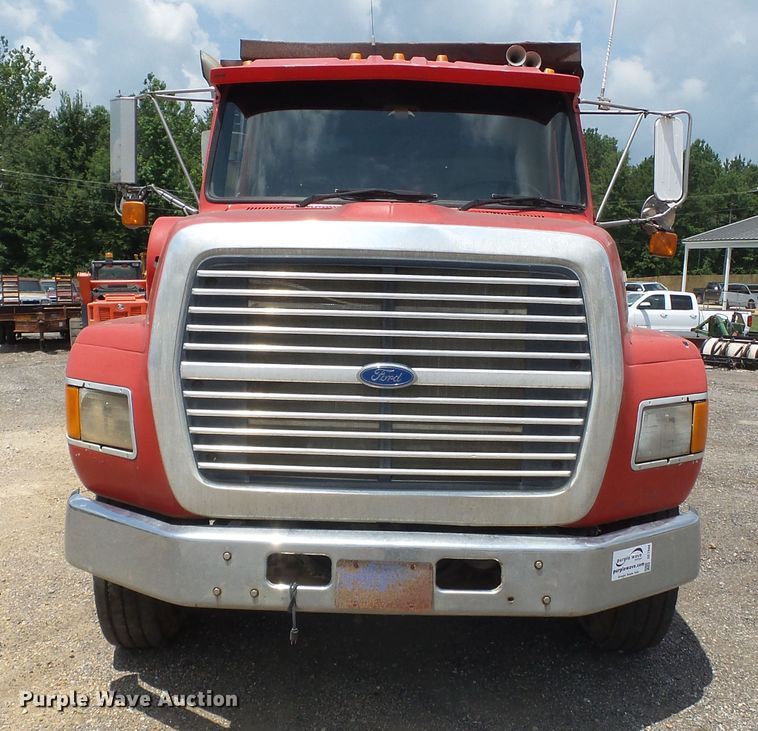image for item DE7844 1994 Ford Aeromax L9000 dump truck