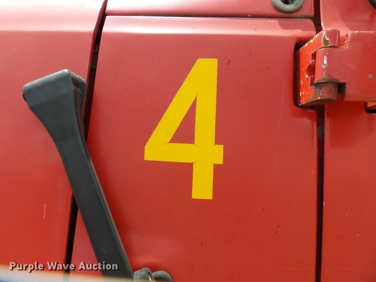 image for item DE7844 1994 Ford Aeromax L9000 dump truck