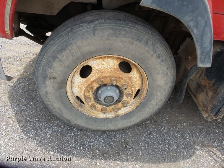 image for item DE7844 1994 Ford Aeromax L9000 dump truck