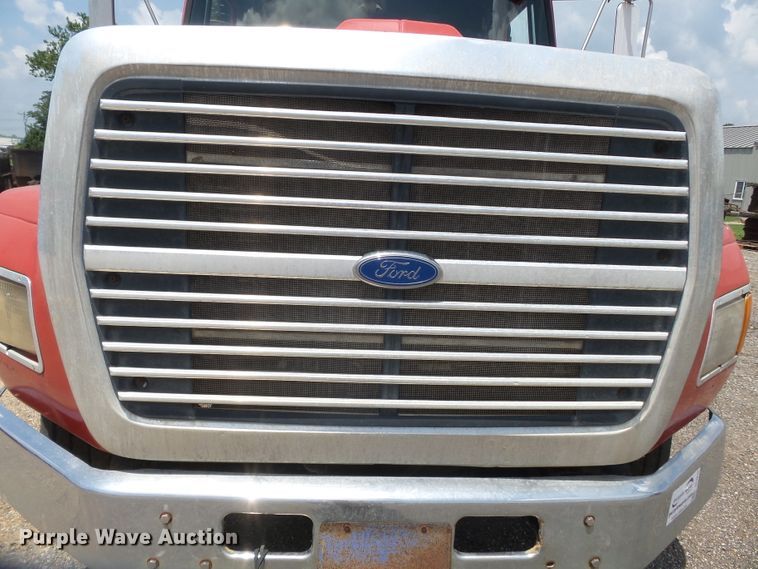 image for item DE7844 1994 Ford Aeromax L9000 dump truck