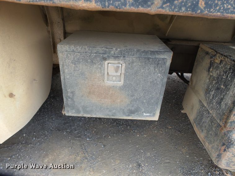 image for item DE7844 1994 Ford Aeromax L9000 dump truck