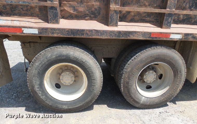 image for item DE7844 1994 Ford Aeromax L9000 dump truck