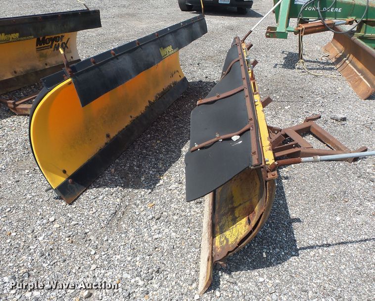 image for item DE7847 Meyer 8'W snow plow