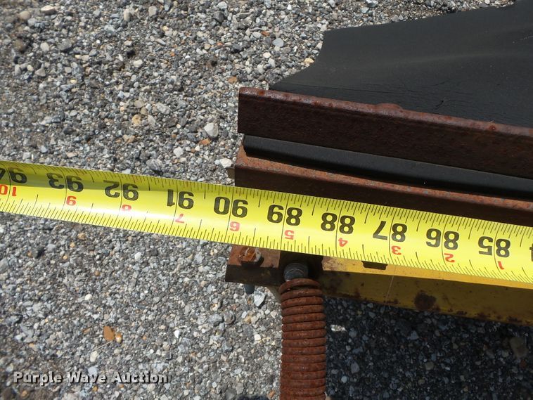 image for item DE7847 Meyer 8'W snow plow