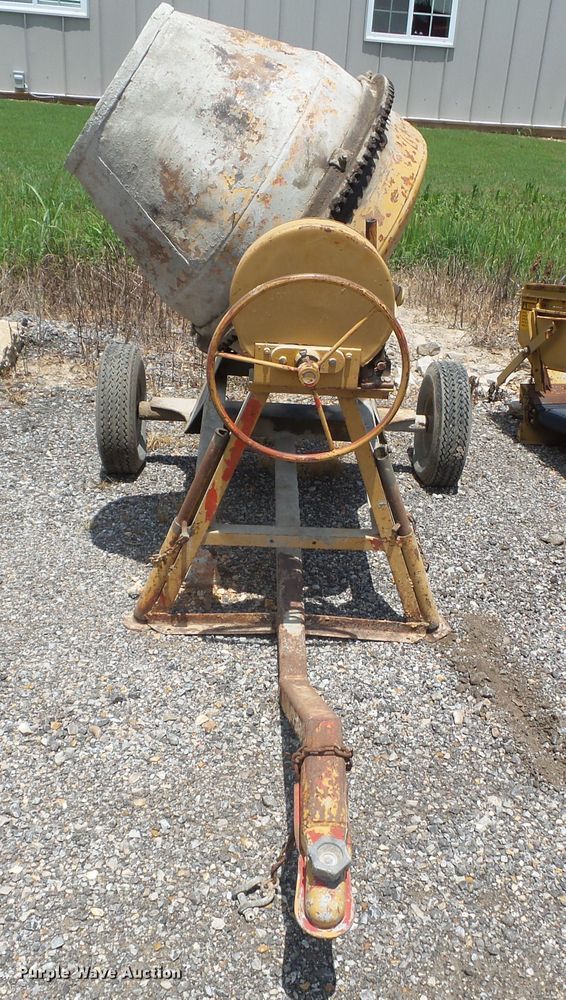 Montgomery Ward concrete mixer in Poplar Bluff, MO Item DE7849 sold