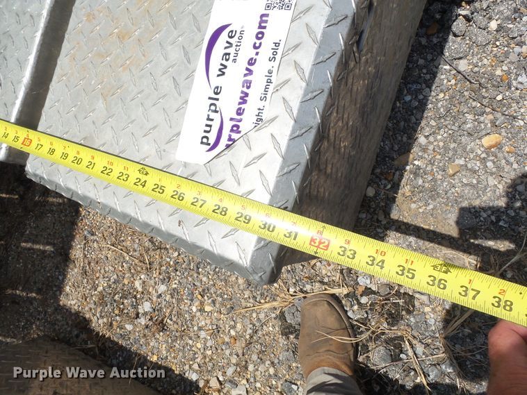 image for item DE7852 (2) 2011 RDS 72774 toolboxes with auxiliary fuel tanks