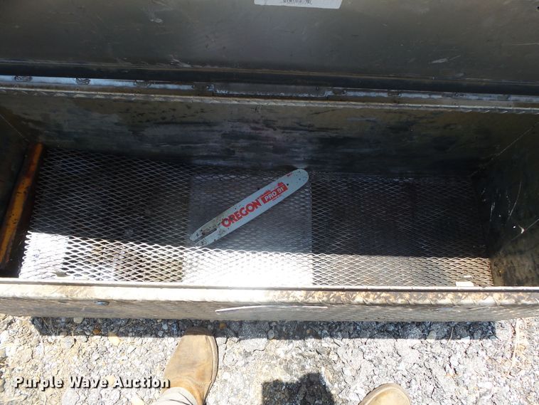 image for item DE7852 (2) 2011 RDS 72774 toolboxes with auxiliary fuel tanks