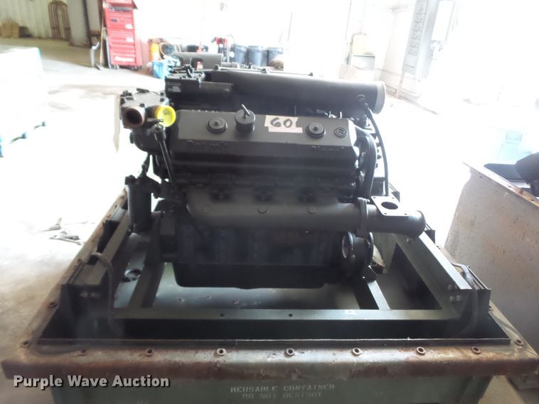image for item DE7858 Detroit Diesel 8V71 disel engine