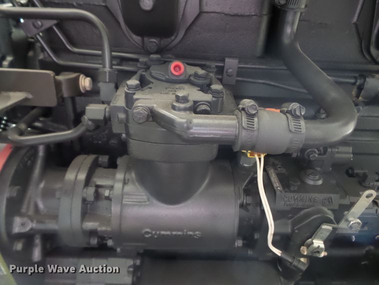 image for item DE7859 Cummins NHC-240 diesel engine