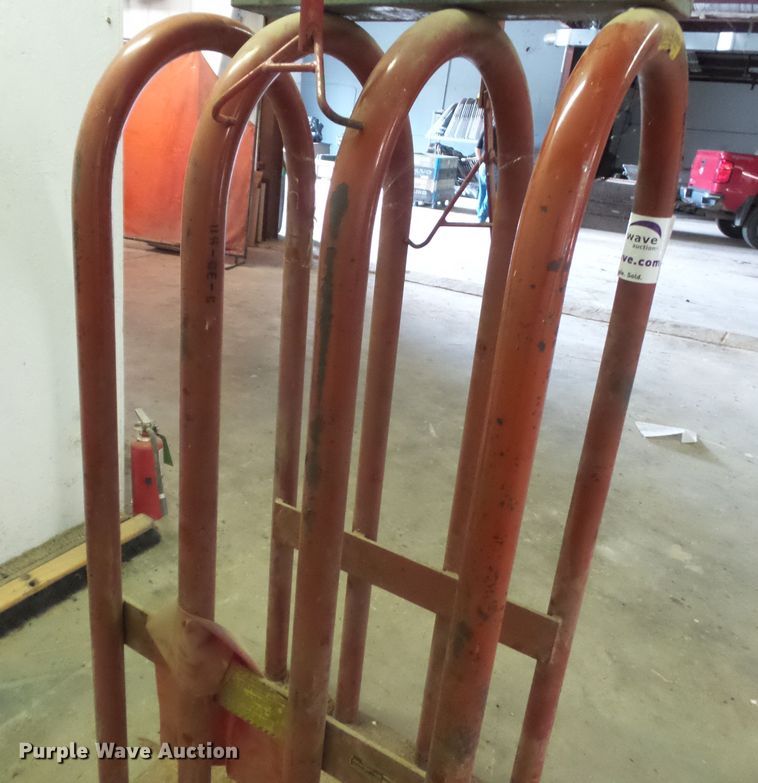 image for item DE7862 Tire cage