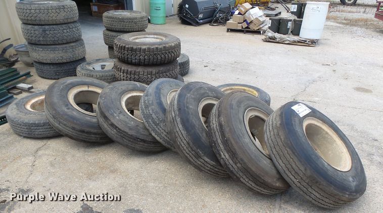 image for item DE7866 (7) 8.25R15TR tires and wheels