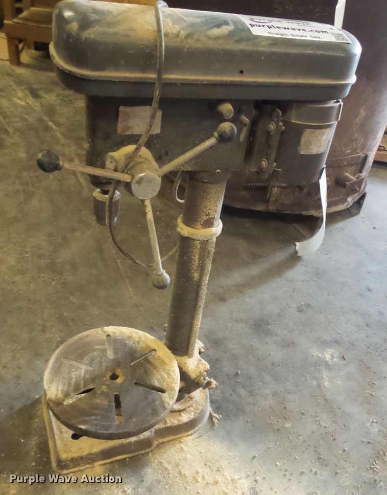 image for item DE7868 Drill press