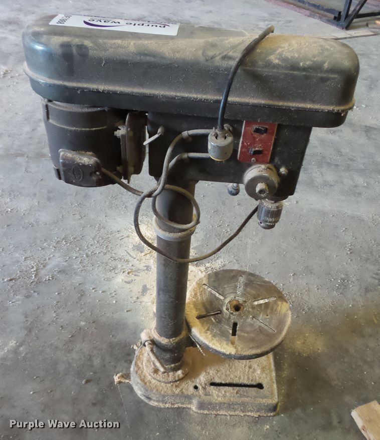 image for item DE7868 Drill press