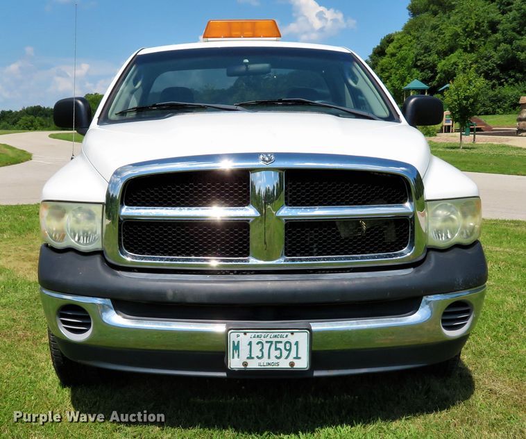 image for item DE8179 2002 Dodge Ram 1500 pickup truck