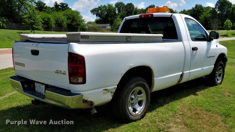 image for item DE8179 2002 Dodge Ram 1500 pickup truck