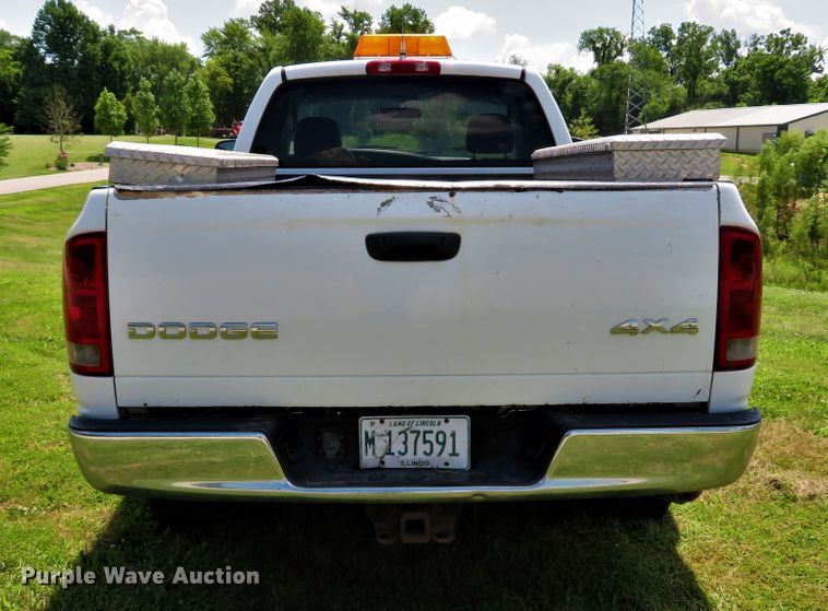 image for item DE8179 2002 Dodge Ram 1500 pickup truck