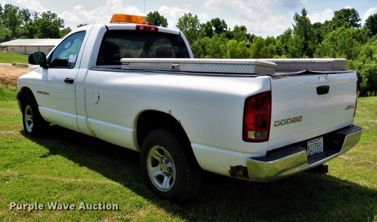 image for item DE8179 2002 Dodge Ram 1500 pickup truck