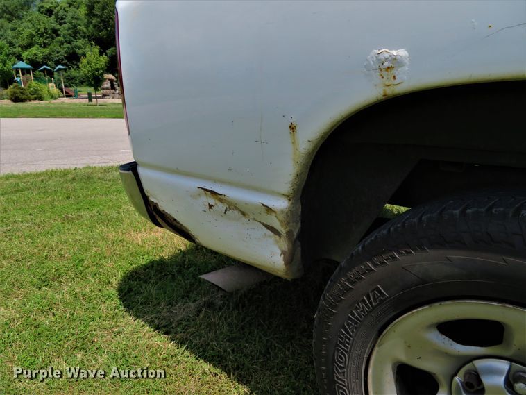 image for item DE8179 2002 Dodge Ram 1500 pickup truck