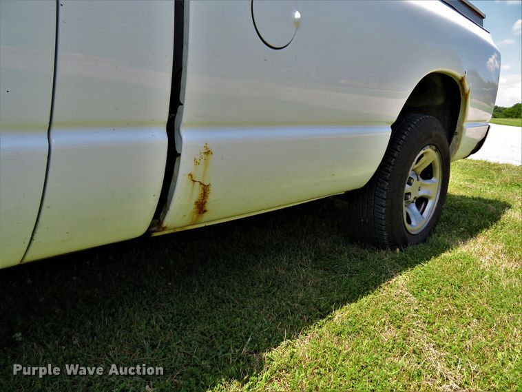 image for item DE8179 2002 Dodge Ram 1500 pickup truck