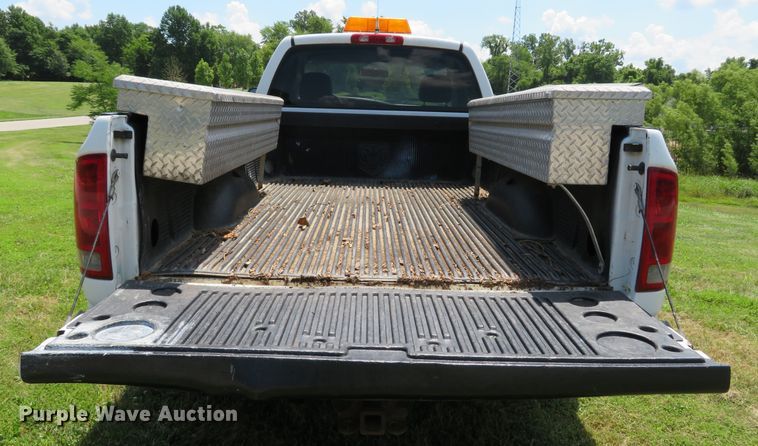 image for item DE8179 2002 Dodge Ram 1500 pickup truck