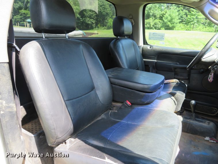 image for item DE8179 2002 Dodge Ram 1500 pickup truck