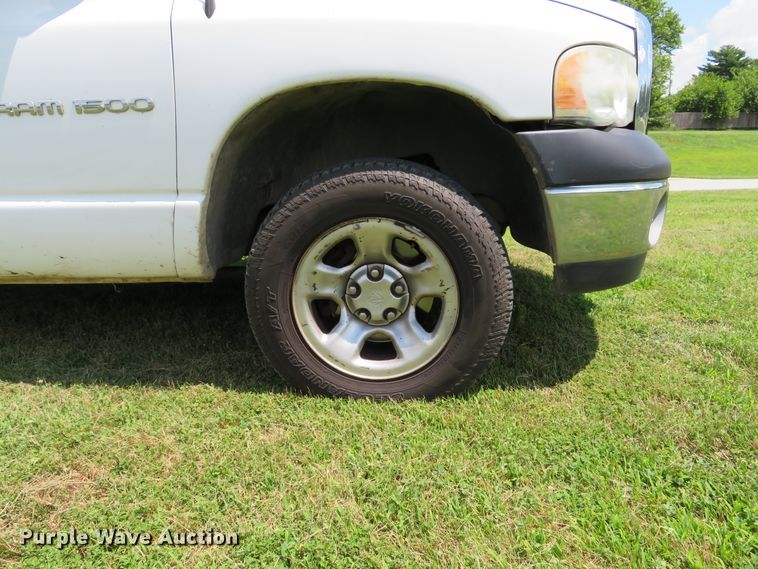 image for item DE8179 2002 Dodge Ram 1500 pickup truck