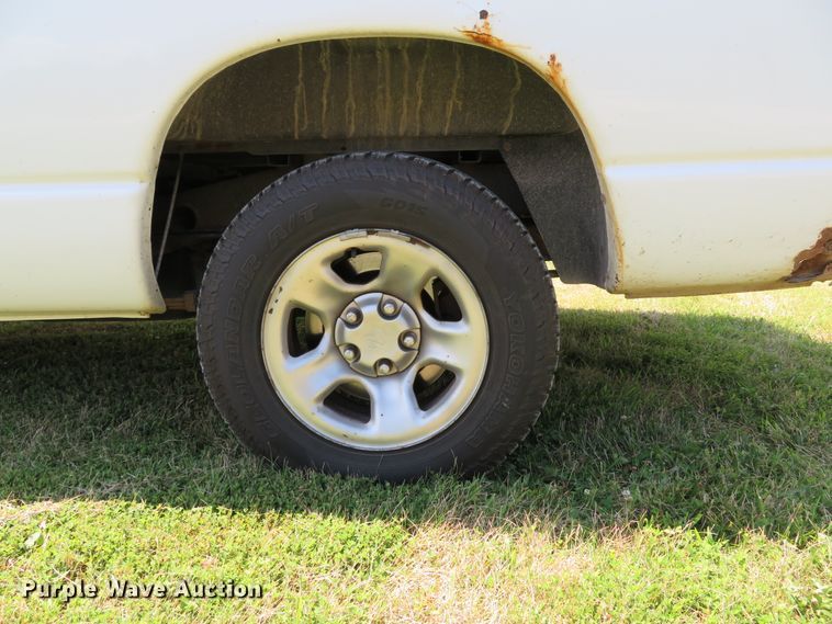 image for item DE8179 2002 Dodge Ram 1500 pickup truck