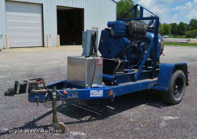 image for item DE8180 2001 Gorman Rupp T6A3-F4L-A pump