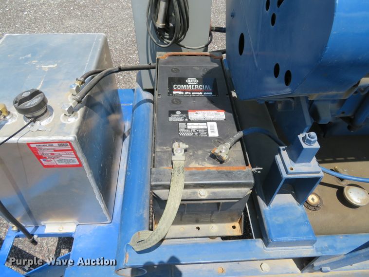 image for item DE8180 2001 Gorman Rupp T6A3-F4L-A pump