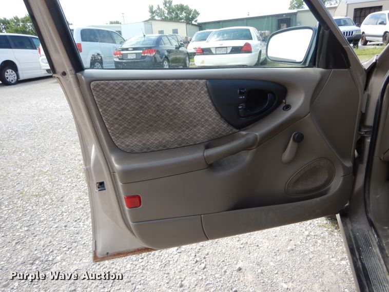 image for item DE8496 2000 Chevrolet Malibu