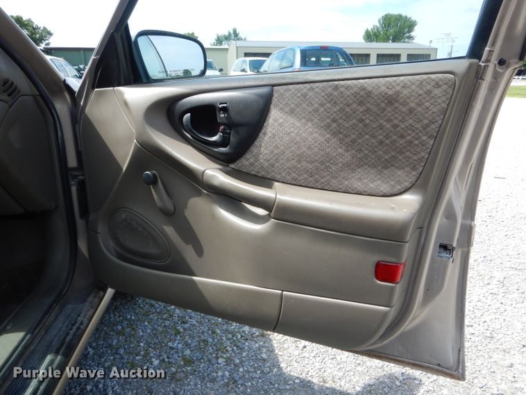 image for item DE8496 2000 Chevrolet Malibu