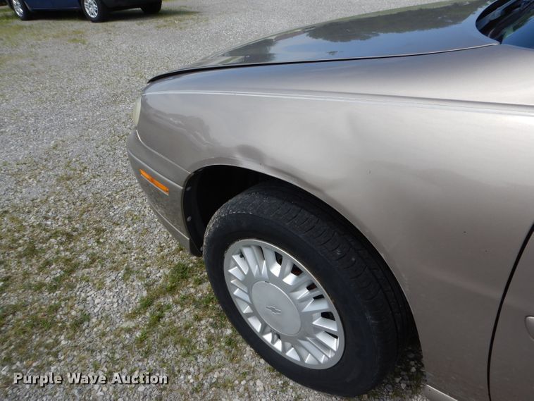 image for item DE8496 2000 Chevrolet Malibu