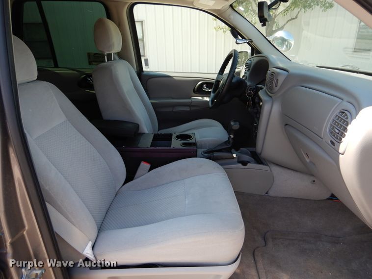 image for item DE8499 2007 Chevrolet TrailBlazer LS SUV