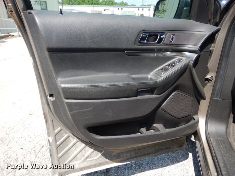 image for item DE8501 2013 Ford Explorer Police Interceptor SUV