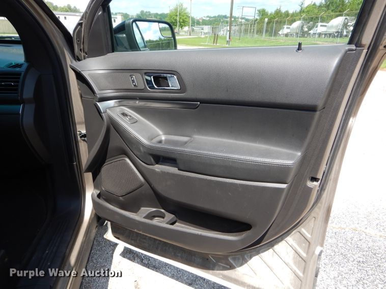 image for item DE8501 2013 Ford Explorer Police Interceptor SUV