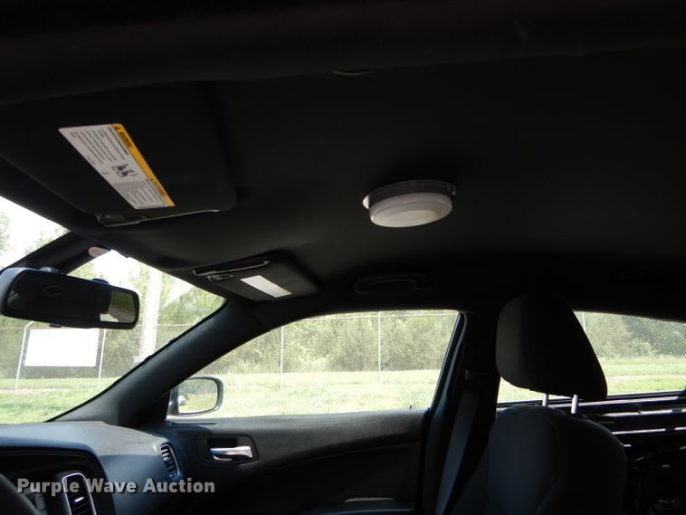 image for item DE8504 2016 Dodge Charger Police