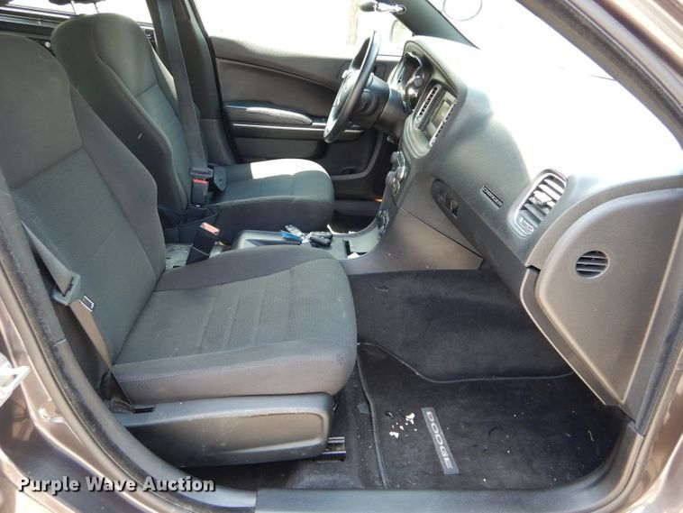 image for item DE8504 2016 Dodge Charger Police