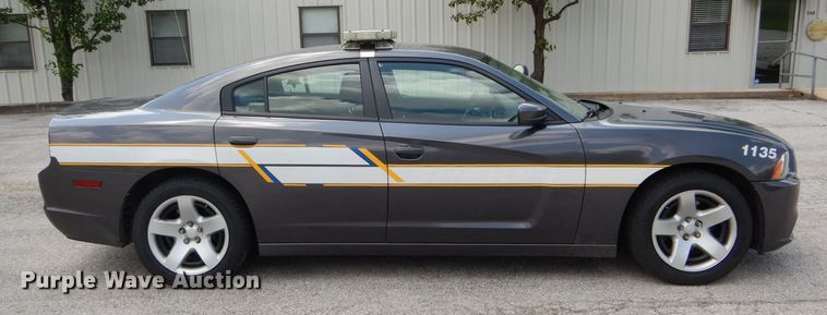 image for item DE8505 2013 Dodge Charger Police
