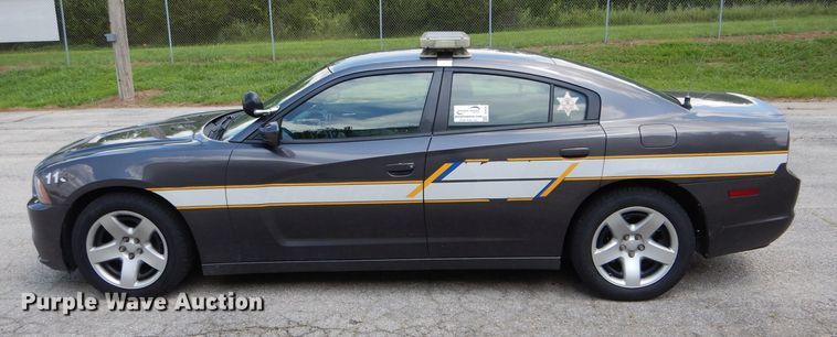 image for item DE8505 2013 Dodge Charger Police