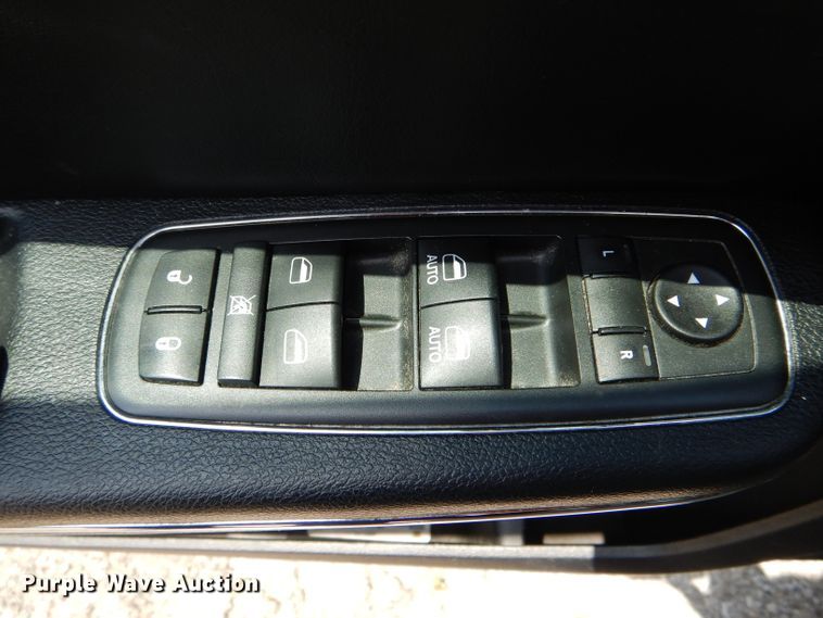 image for item DE8505 2013 Dodge Charger Police