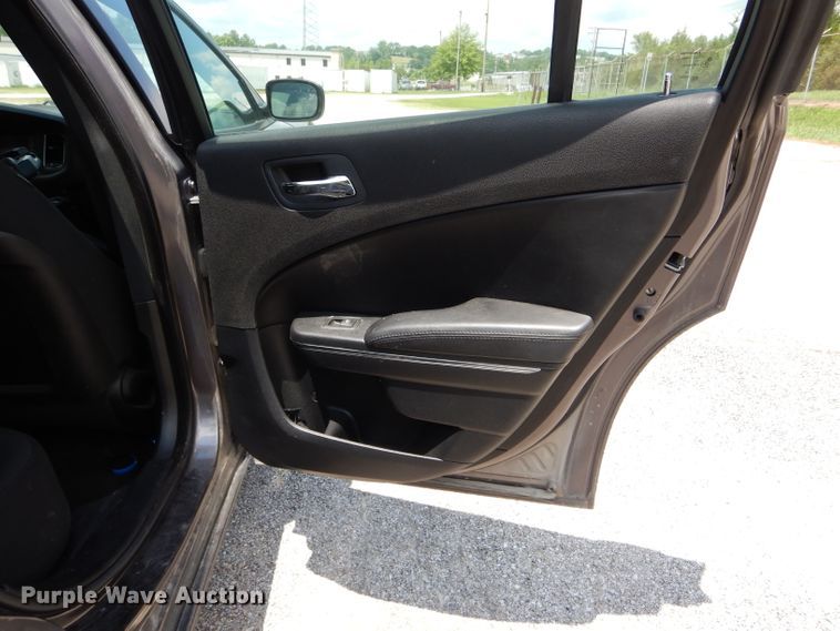 image for item DE8505 2013 Dodge Charger Police