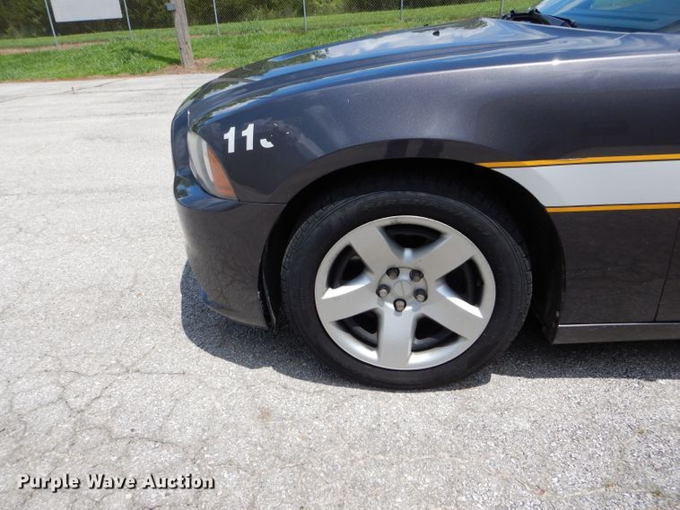 image for item DE8505 2013 Dodge Charger Police