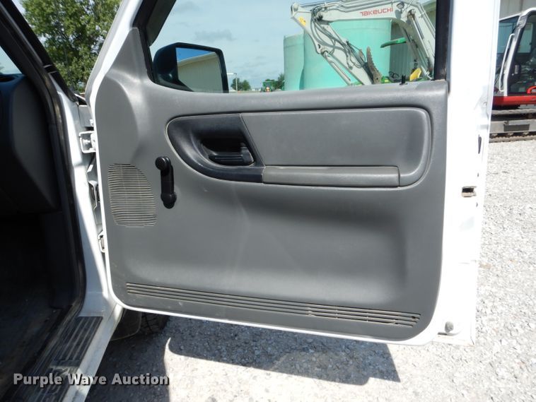 image for item DE8513 2009 Ford Ranger SuperCab pickup truck