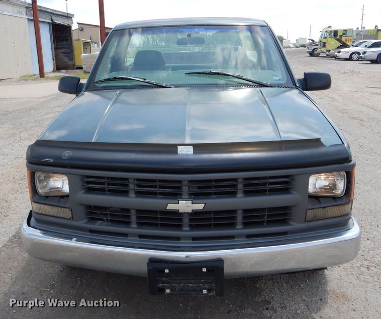 image for item DE8515 1997 Chevrolet C1500 pickup truck